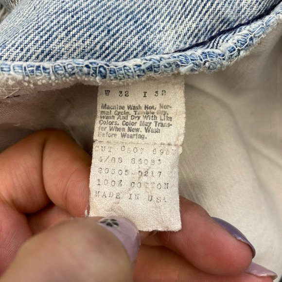 70's Orange Tab Levi's Cutoff Jean Shorts Size 32 Vintage High Rise Light Denim - Picture 3 of 11